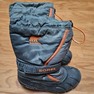 Sorel youth kids snow boots size 13